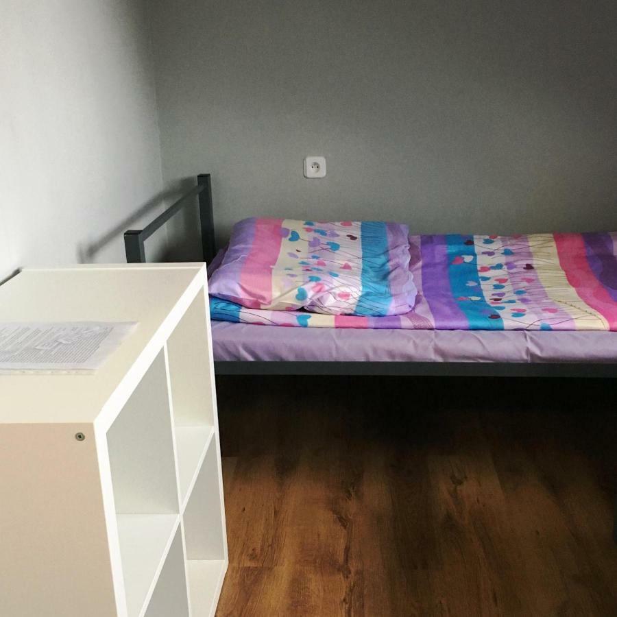 Hostel Pod Topolami Zielona Góra Dış mekan fotoğraf